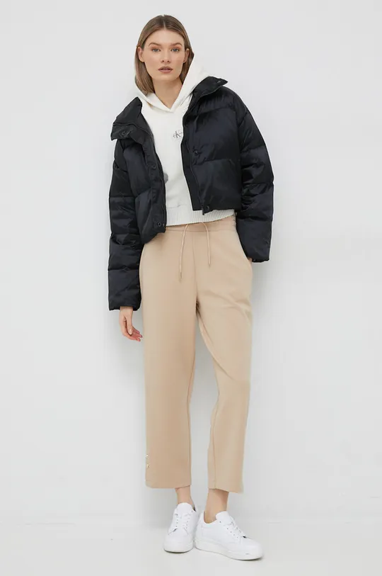 Pernata jakna Calvin Klein crna