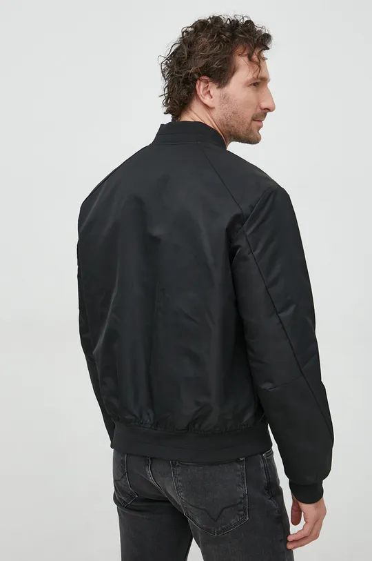 Куртка-бомбер Calvin Klein  Основной материал: 100% Полиамид Подкладка: 100% Полиэстер Резинка: 98% Полиэстер, 2% Эластан