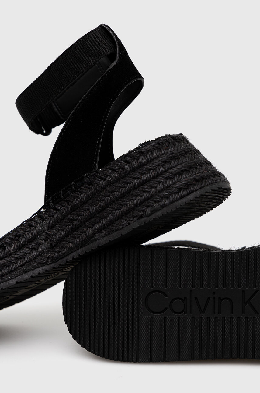 fekete Calvin Klein Jeans szandál SPORTY WEDGE ROPE SU CON