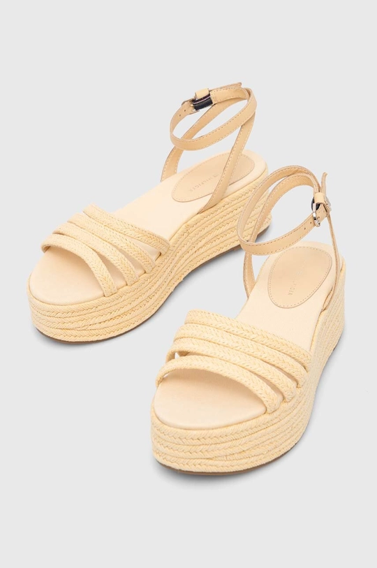 Tommy Hilfiger sandały ESSENTIAL FLATFORM SANDAL żółty