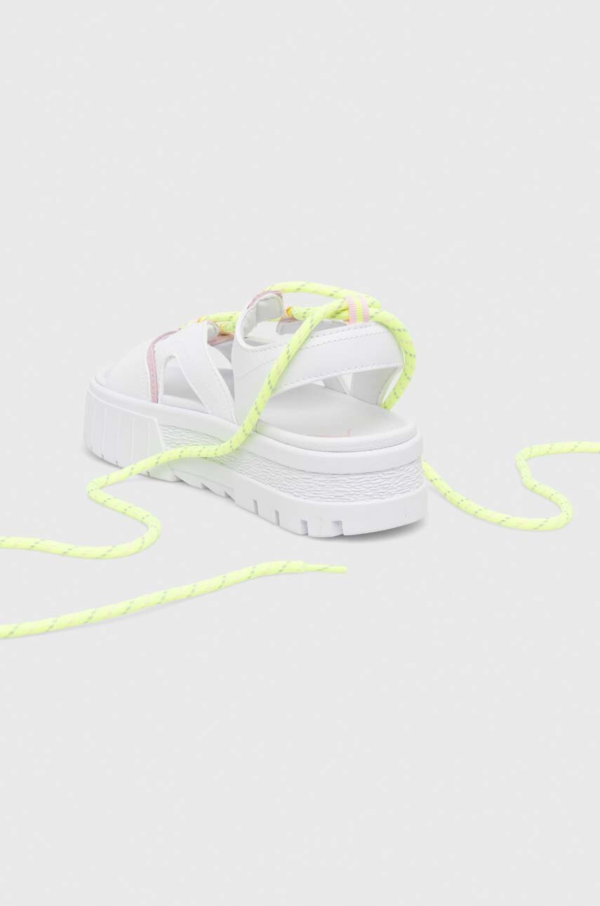 Сандалі Puma Mayze Sandal Laces Pop Wns  Халяви: Синтетичний матеріал Внутрішня частина: Текстильний матеріал Підошва: Синтетичний матеріал