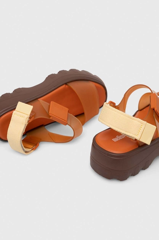 Σανδάλια Melissa MELISSA KICK OFF SANDAL AD  Πάνω μέρος: Συνθετικό ύφασμα Εσωτερικό: Συνθετικό ύφασμα, Υφαντικό υλικό Σόλα: Συνθετικό ύφασμα