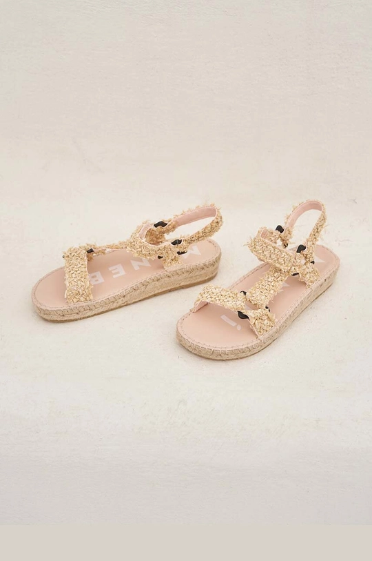 Manebi sandali Hiking Sandals beige