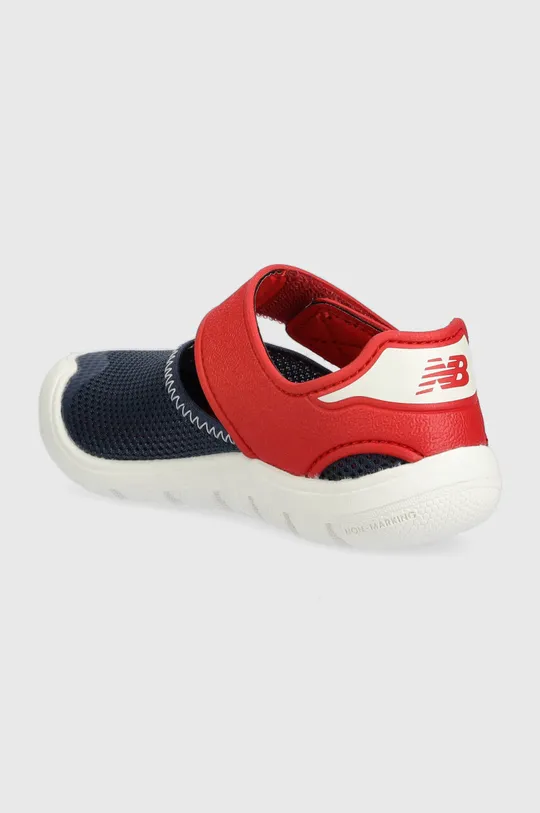 Detské sandále New Balance NBYO208 <p> Zvršok: Syntetická látka, Textil Vnútro: Syntetická látka, Textil Podrážka: Syntetická látka</p>