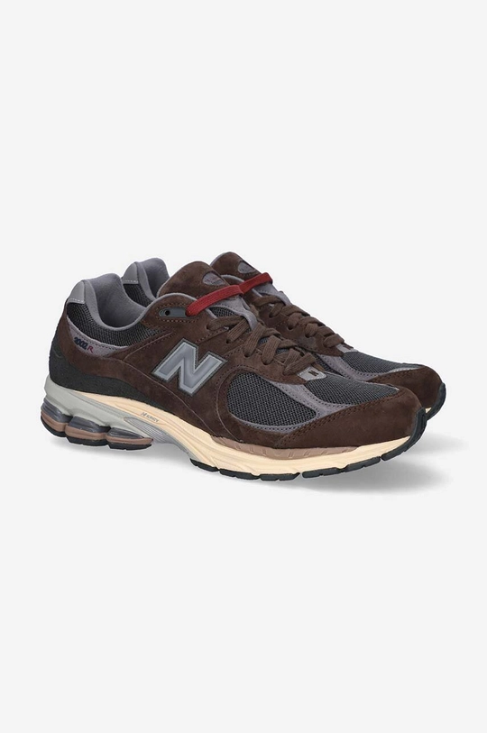 Маратонки New Balance M2002RLY кафяв