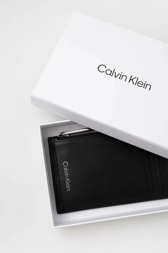 czarny Calvin Klein etui na karty skórzane