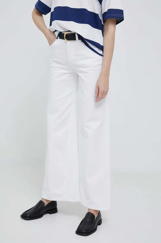 biały United Colors of Benetton jeansy bawełniane Damski