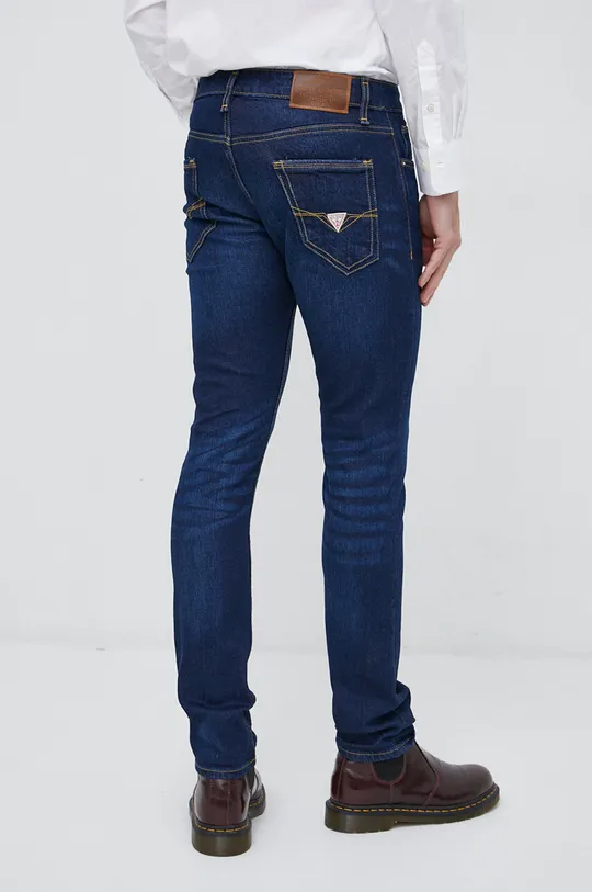 Guess jeans Miami Materiale principale: 65% Cotone, 34% Lyocell, 1% Elastam Fodera delle tasche: 65% Poliestere, 35% Cotone