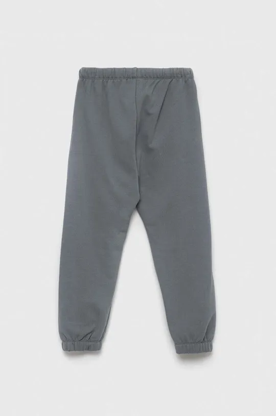 Дитячі спортивні штани Calvin Klein Jeans сірий