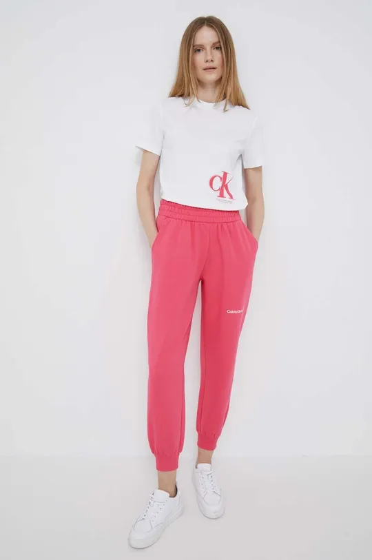 różowy Calvin Klein Jeans spodnie dresowe Damski