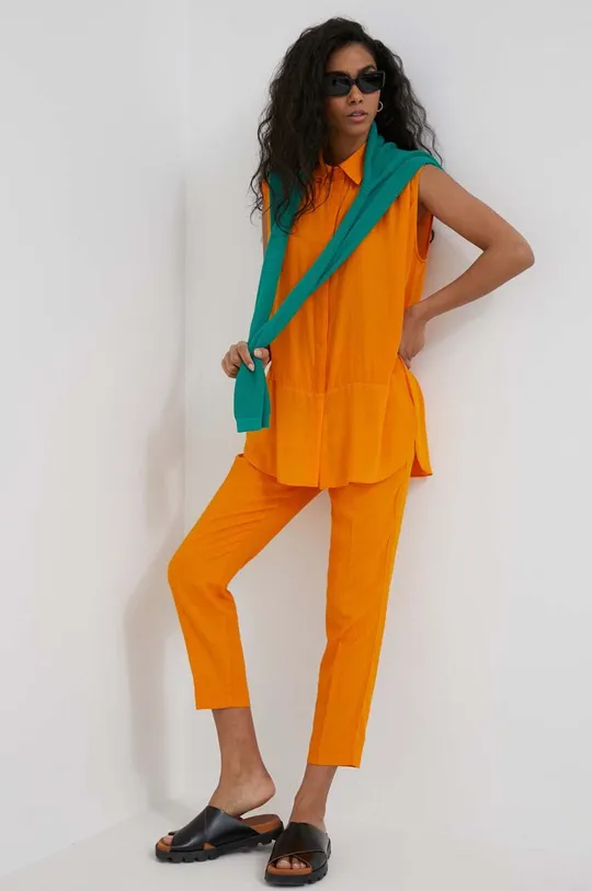 Λινό παντελόνι Sisley πορτοκαλί