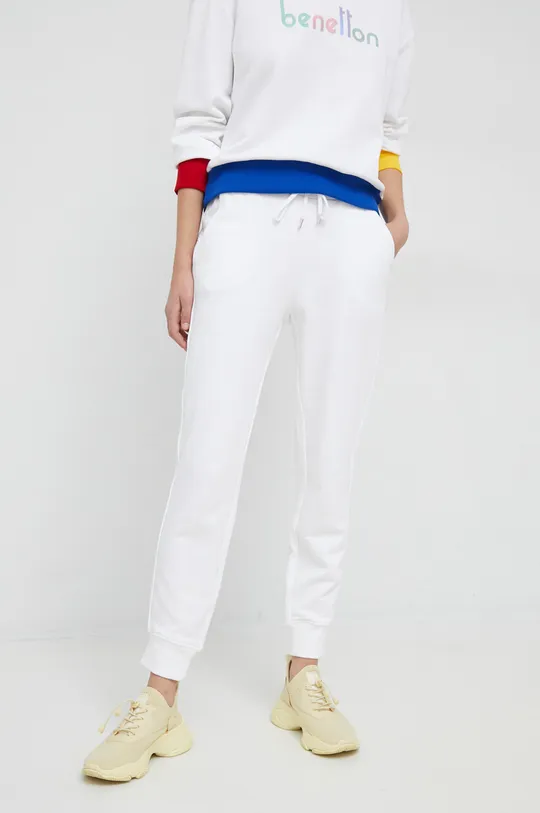 λευκό Βαμβακερό παντελόνι United Colors of Benetton Γυναικεία