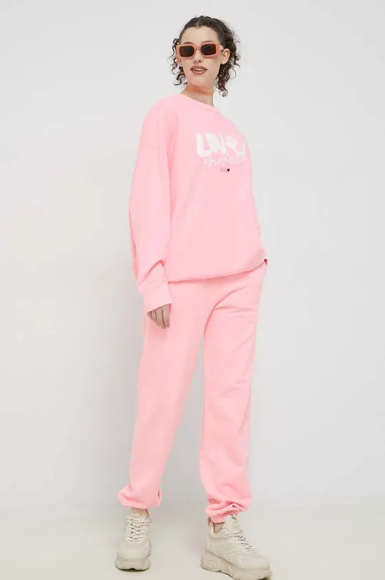Бавовняні спортивні штани HUGO рожевий