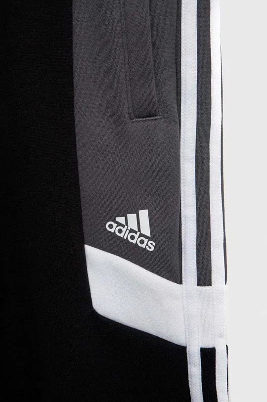 Дитячі спортивні штани adidas U 3S CB PANT  70% Бавовна, 30% Перероблений поліестер