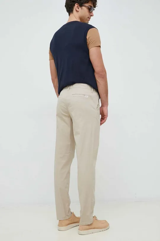 Pepe Jeans spodnie Harrow Poplin Materiał zasadniczy: 97 % Bawełna, 3 % Elastan, Podszewka kieszeni: 100 % Bawełna