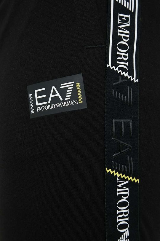 czarny EA7 Emporio Armani spodnie dresowe bawełniane
