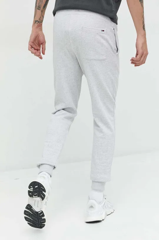 Бавовняні спортивні штани Tommy Jeans  Основний матеріал: 100% Бавовна Резинка: 95% Бавовна, 5% Еластан