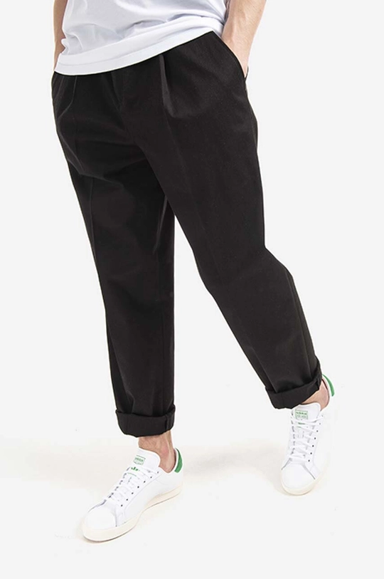 Neil Barett pantaloni Pleat Loose Extra Low