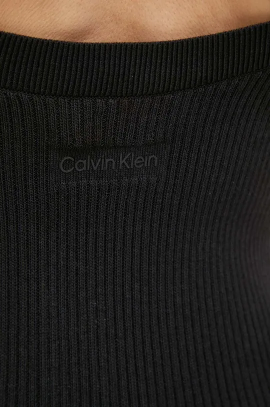 Calvin Klein ruha