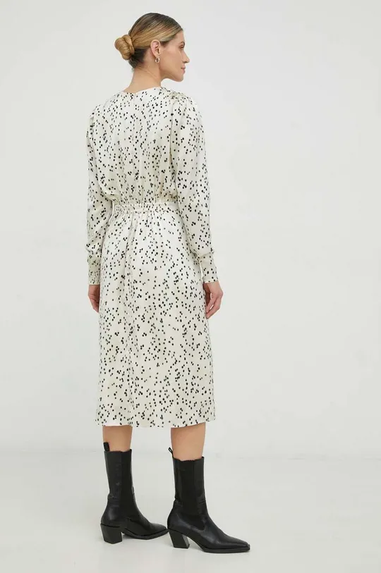 Φόρεμα Bruuns Bazaar Acacia Adee  Κύριο υλικό: 100% Ανακυκλωμένος πολυεστέρας Φόδρα: 100% Βισκόζη
