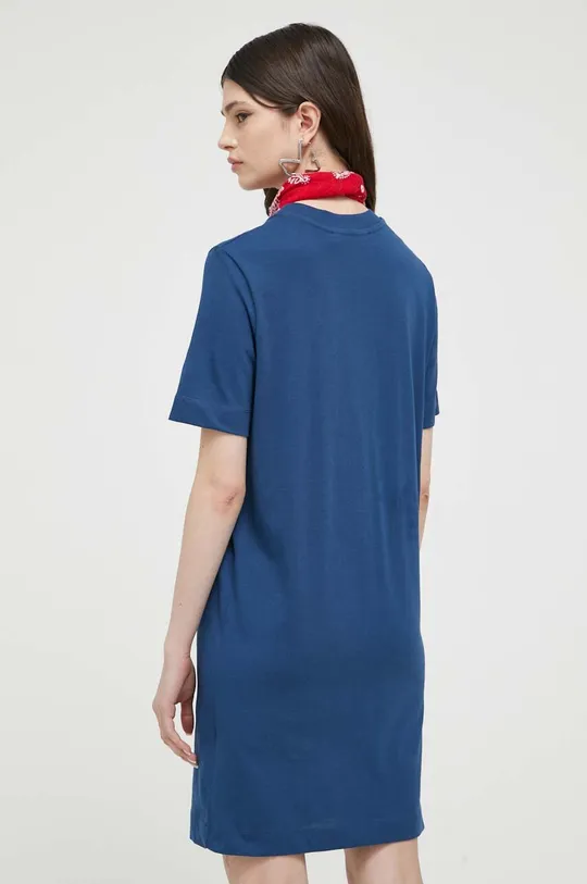 Хлопковое платье Love Moschino  Основной материал: 100% Хлопок Вставки: 95% Хлопок, 5% Эластан