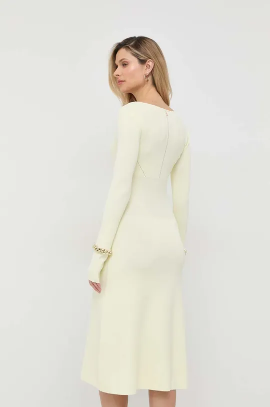 Φόρεμα Patrizia Pepe  Κύριο υλικό: 63% Βισκόζη, 37% Πολυαμίδη Εφαρμογή: 70% Αλουμίνιο, 30% Άλλα ύλη