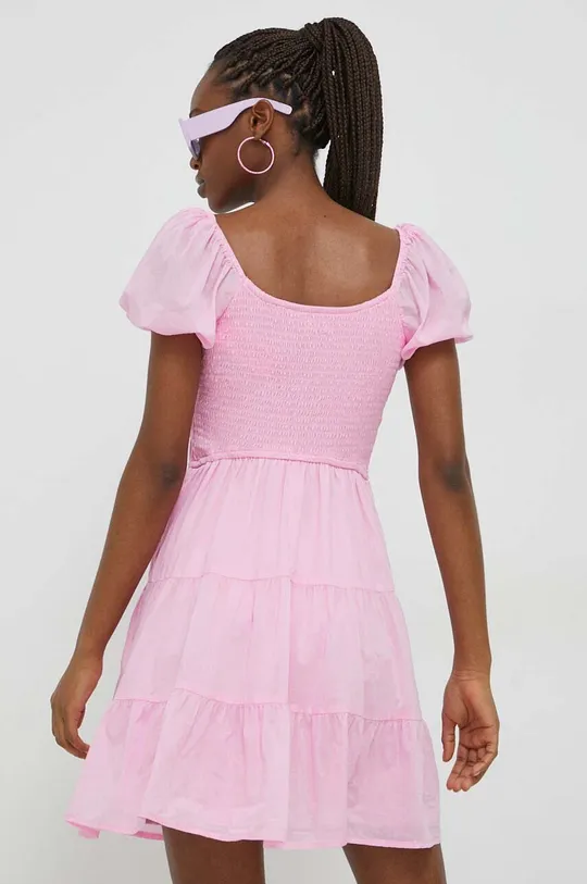 Βαμβακερό φόρεμα Hollister Co.  Κύριο υλικό: 100% Βαμβάκι Φόδρα: 100% Πολυεστέρας