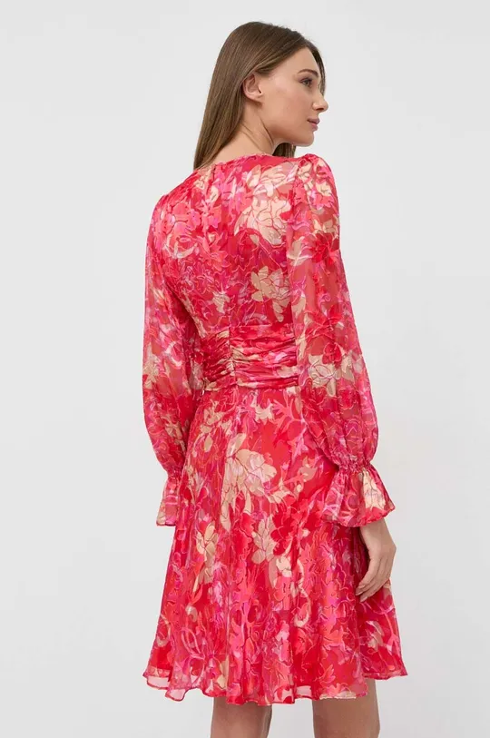 Платье с примесью шелка Luisa Spagnoli  Основной материал: 66% Вискоза, 34% Шелк Подкладка: 100% Полиэстер