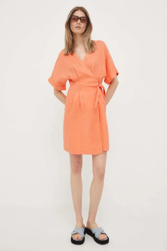 Льняное платье United Colors of Benetton оранжевый