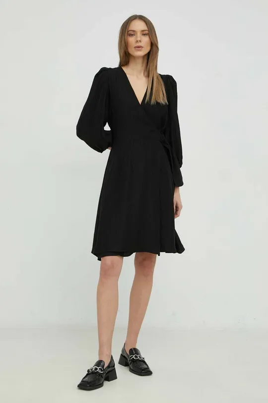 Φόρεμα Bruuns Bazaar Cyclamen Leja μαύρο