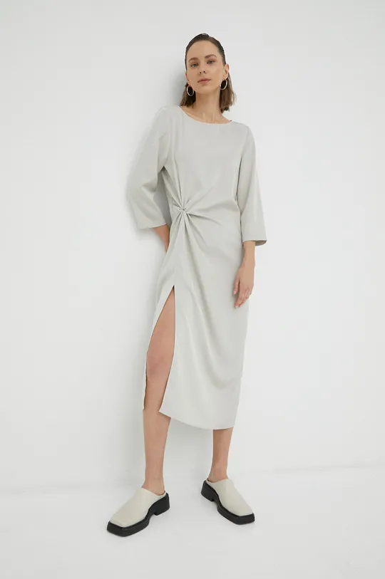 серый Платье Bruuns Bazaar