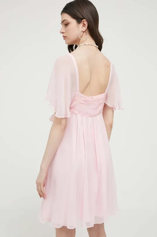 Φόρεμα από συνδιασμό μεταξιού Blugirl Blumarine  Φόδρα: 100% Βισκόζη Υλικό 1: 100% Βισκόζη Υλικό 2: 100% Μετάξι