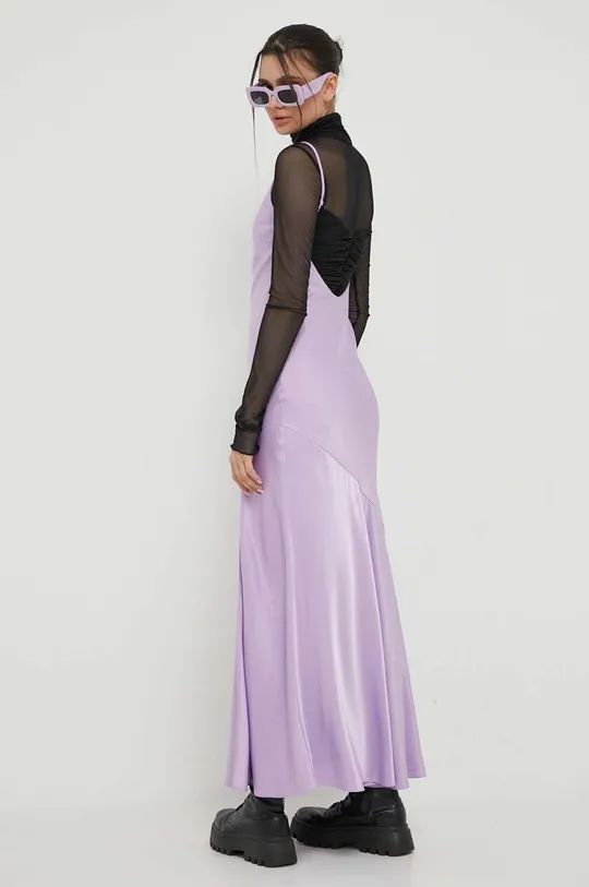 Φόρεμα Abercrombie & Fitch  Κύριο υλικό: 67% Βισκόζη, 33% Πολυεστέρας Φόδρα: 98% Πολυεστέρας, 2% Σπαντέξ