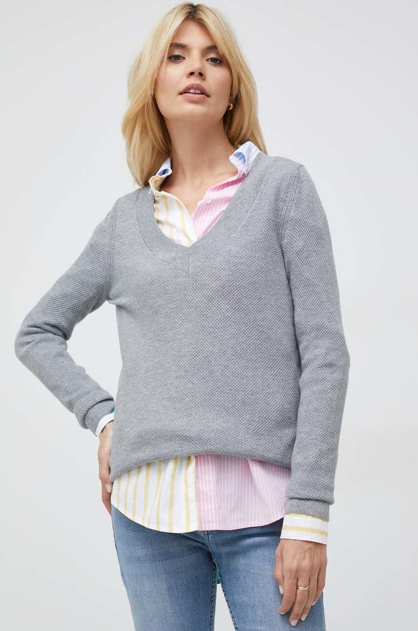 szary GAP sweter