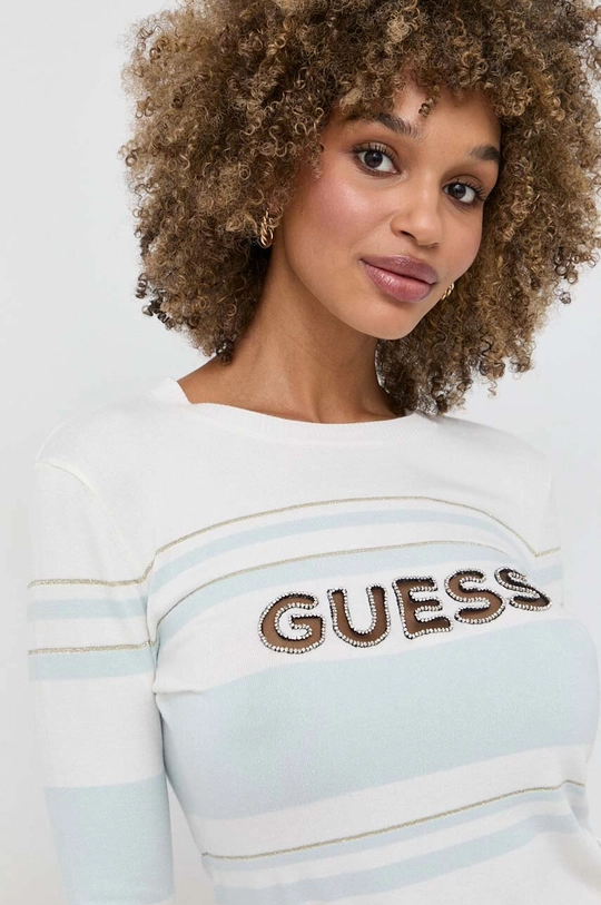 biały Guess sweter