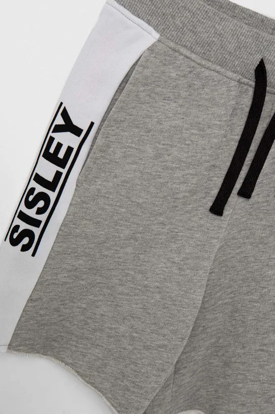 Dječje pamučne kratke hlače Sisley  Temeljni materijal: 100% Pamuk Manžeta: 96% Pamuk, 4% Elastan