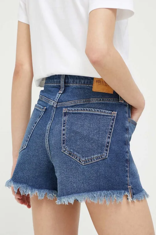Jeans kratke hlače Hollister Co. CURVY JEANS  Glavni material: 98 % Bombaž, 2 % Elastan Podloga žepa: 80 % Poliester, 20 % Bombaž