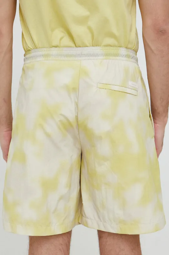 Kratke hlače Calvin Klein  Temeljni materijal: 100% Reciklirani poliamid Postava: 100% Poliester