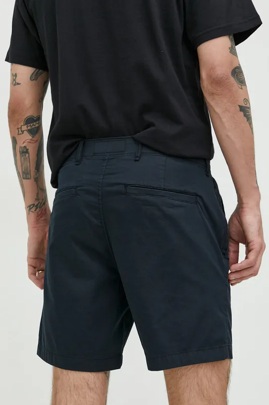 Kratke hlače Abercrombie & Fitch  Temeljni materijal: 69% Pamuk, 27% Najlon, 4% Elastan Postava džepova: 100% Pamuk