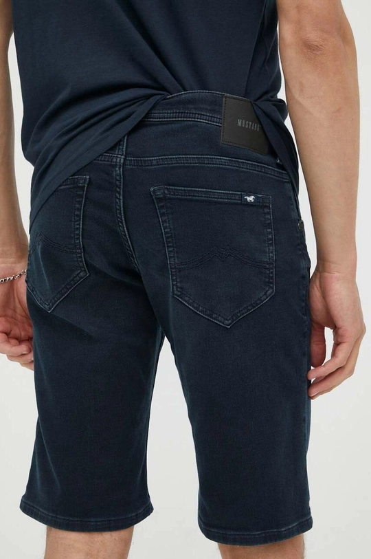 Jeans kratke hlače Mustang  80 % Bombaž, 18 % Poliester, 2 % Elastan