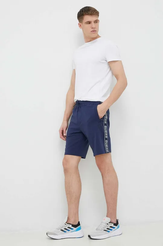 Kratke hlače Guess mornarsko plava