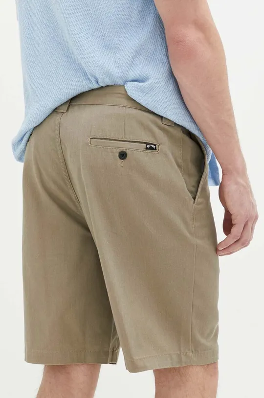Kratke hlače Billabong  Temeljni materijal: 60% Pamuk, 40% Poliester Postava džepova: 70% Poliester, 30% Pamuk