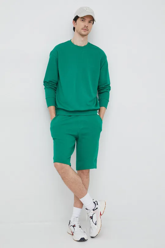 Хлопковые шорты United Colors of Benetton зелёный