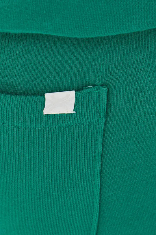 zielony United Colors of Benetton szorty bawełniane