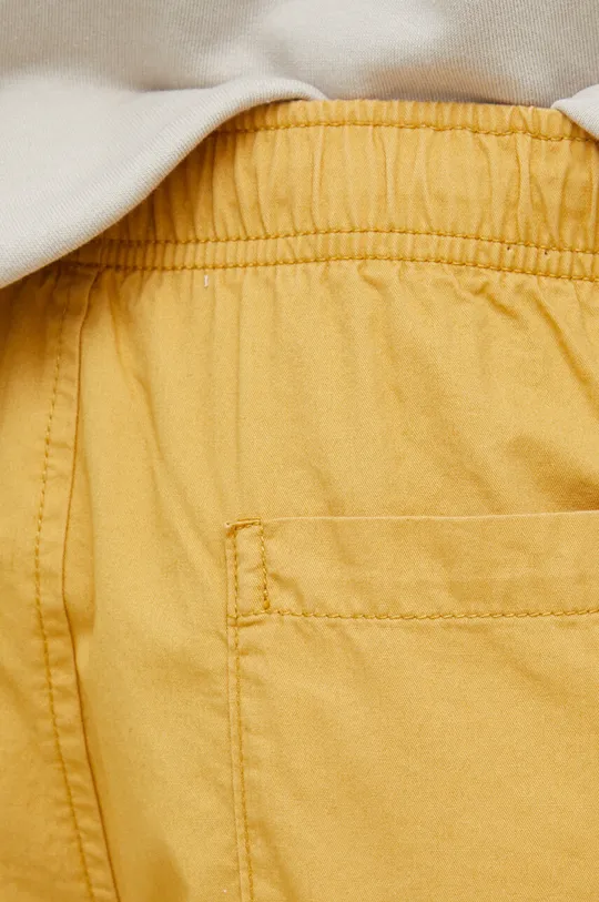 žltá Bavlnené šortky GAP