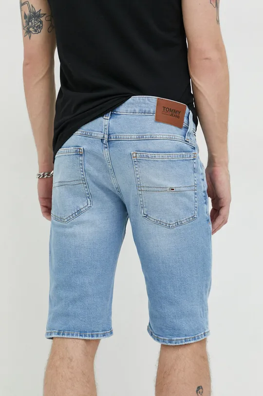 Rifľové krátke nohavice Tommy Jeans  99 % Bavlna, 1 % Elastan