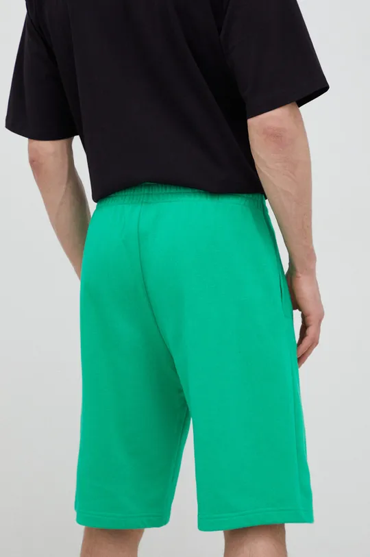 Kratke hlače Champion  Temeljni materijal: 79% Pamuk, 21% Poliester Umeci: 100% Pamuk