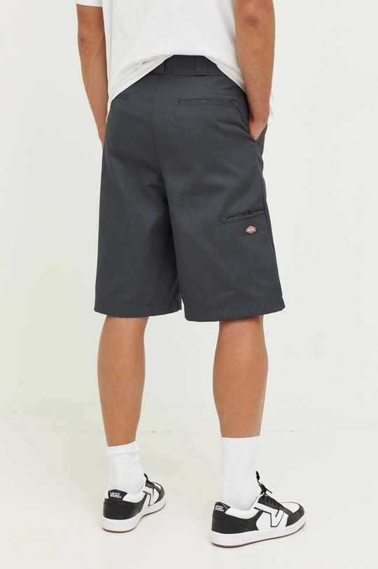 Dickies rövidnadrág  65% poliészter, 35% pamut