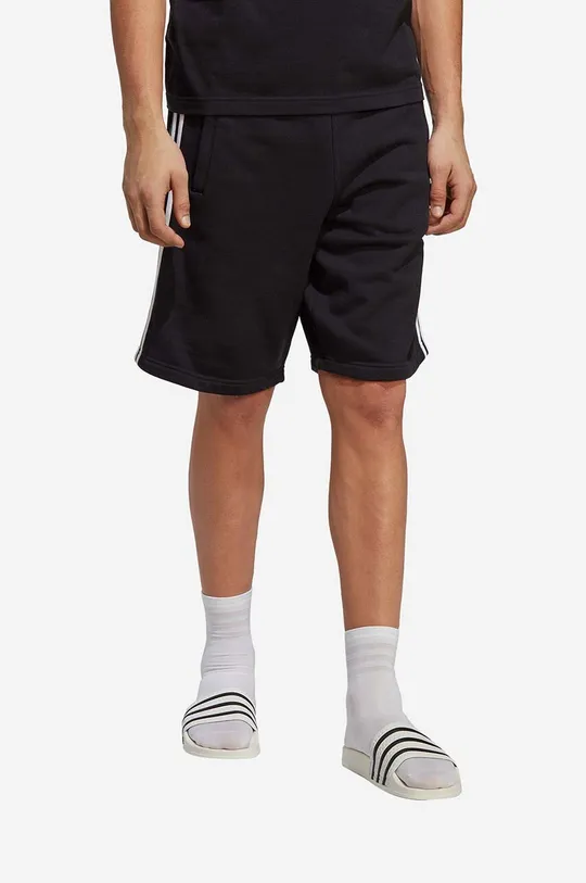 črna Bombažne kratke hlače adidas Originals Adicolor Classics 3-Stripes Sweat Moški