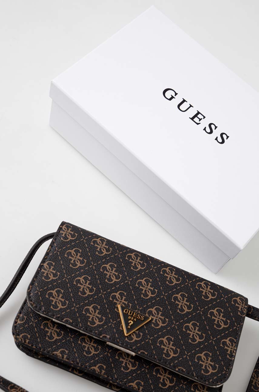 Клатч Guess колір коричневий | ANSWEAR.ua